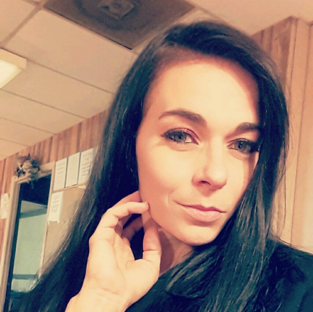 Meet your Posher, Brandi